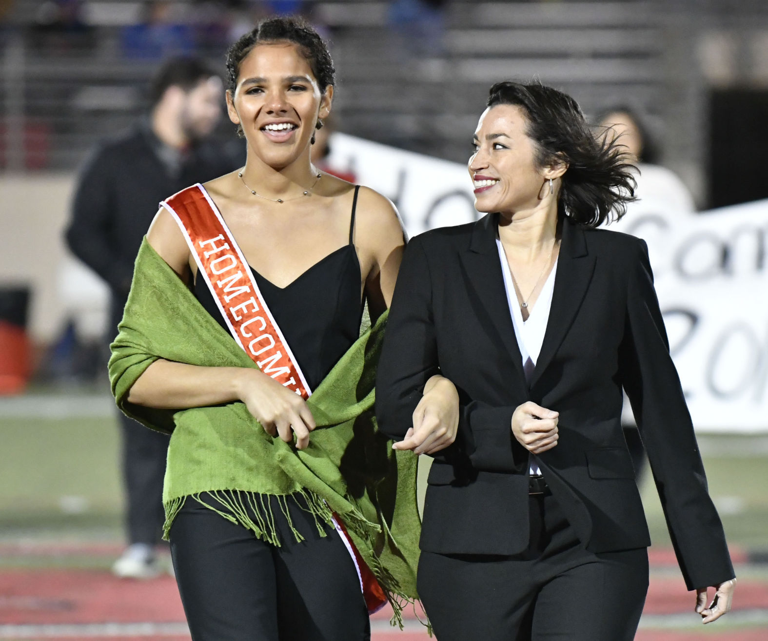 102017 Santa Maria Homecoming 05.jpg